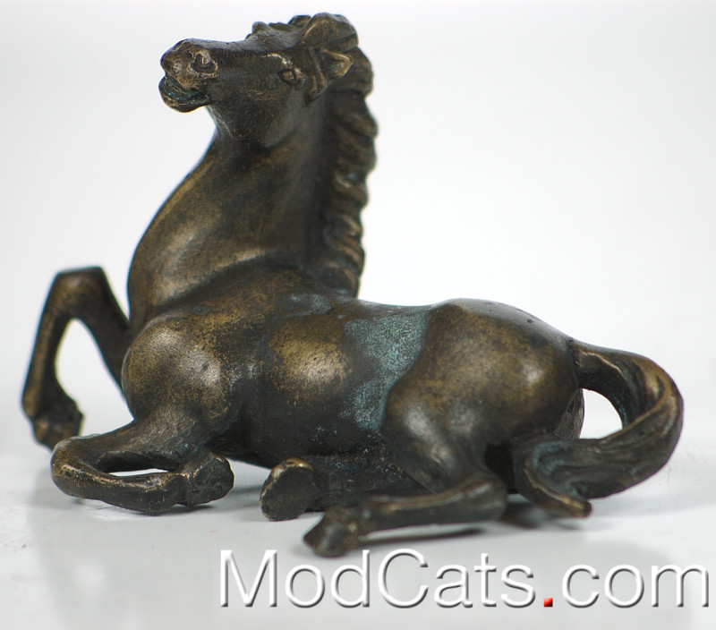 Small Metal Horse figure sculpture