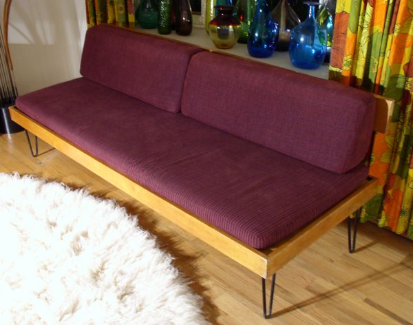 Vintage Nelson Style Daybed