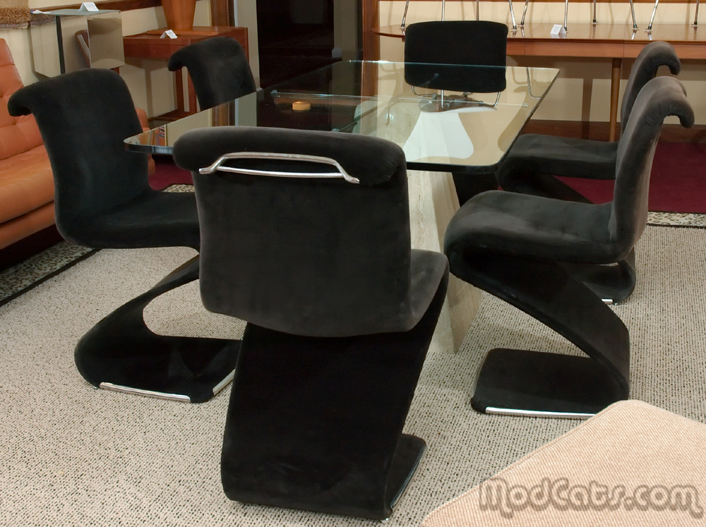 Modernist Rima-Linea Italian Dining Set