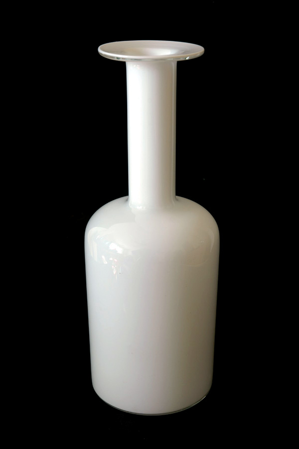 Kastrup Holmegaard White Cased Gulvase