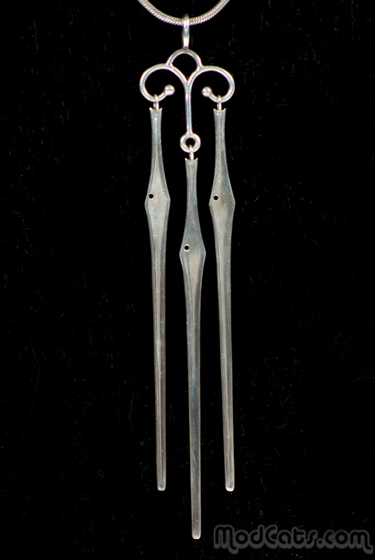 NeedleFish Pendant by Esty