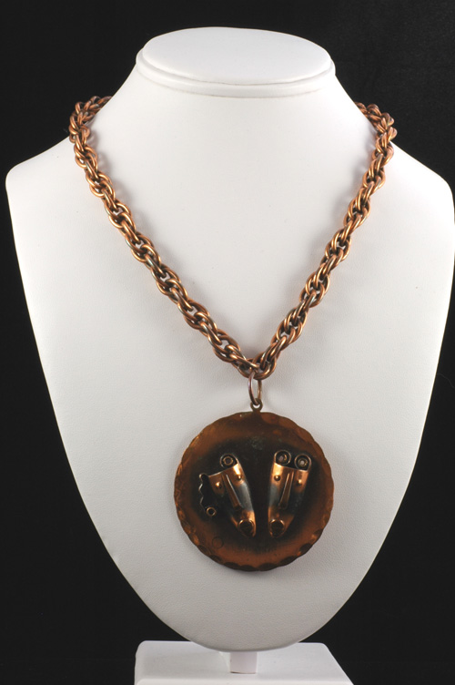 Rebajes Faces Pendant and Chain