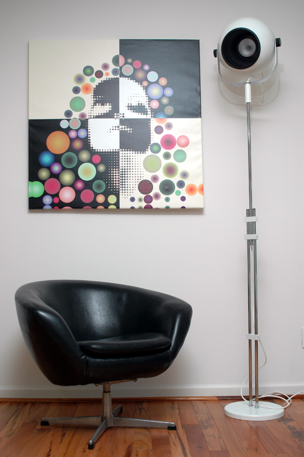 Adjustable Giant Eye-ball lamp