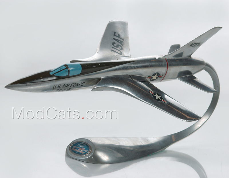 M.M .Verkuyl Republic Thunderchief F-105 Aluminum Model